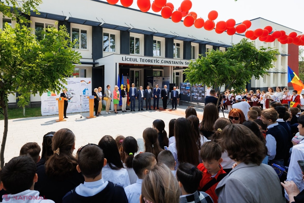 Foto Condi Ii Europene Pentru Elevii I Profesori De La Liceul