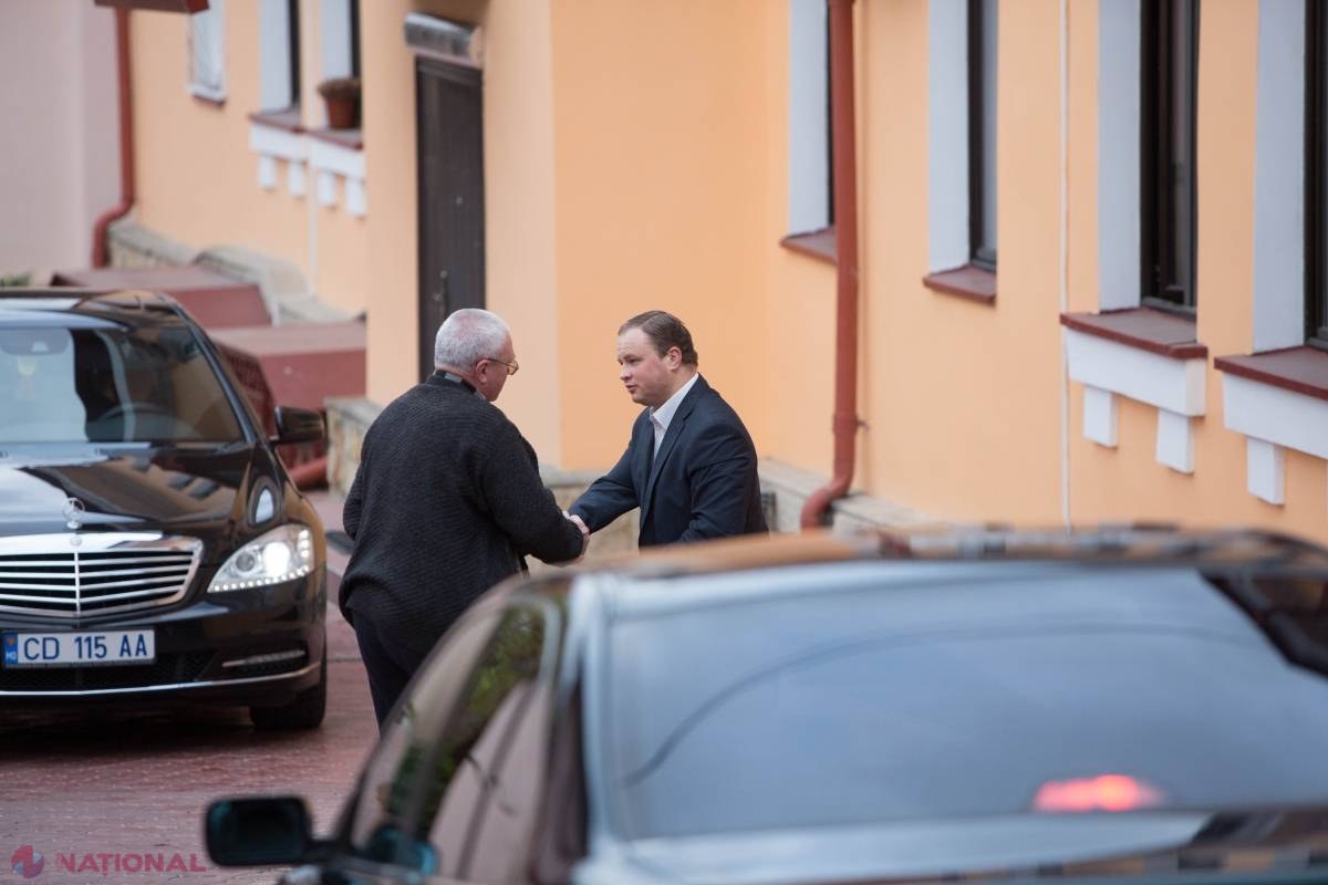 Vizită secretă la sediul PCRM