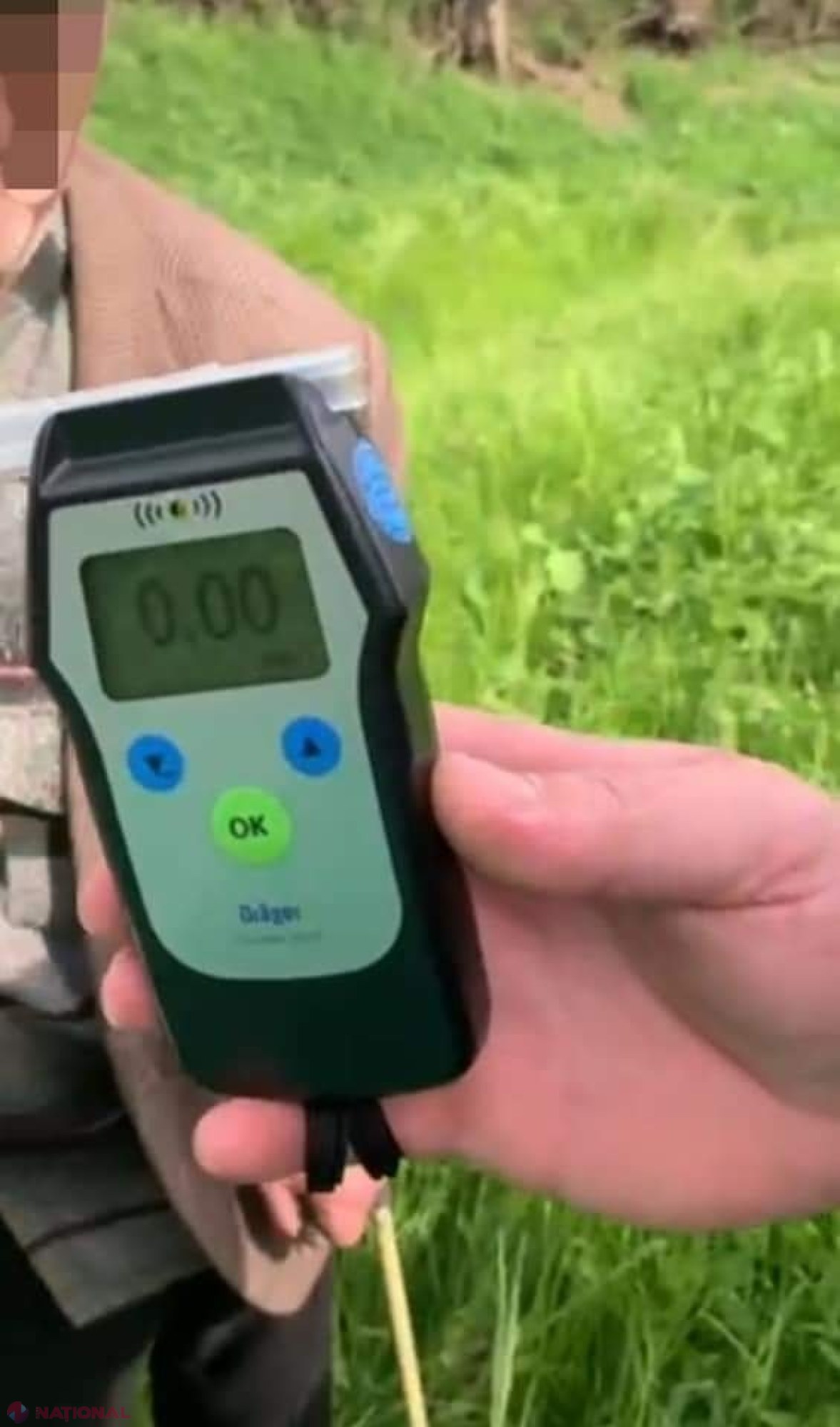 FOTO // Cimișlia: Un bătrân de 90 de ani a urcat la volan și a băgat în spital o femeie