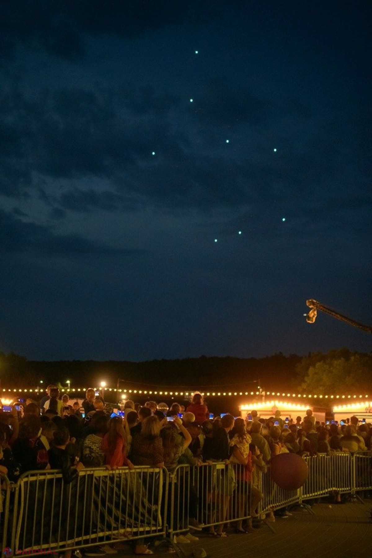 VIDEO, FOTO // Peste 100 de DRONE au făcut un show de excepție la „OrheiLand”