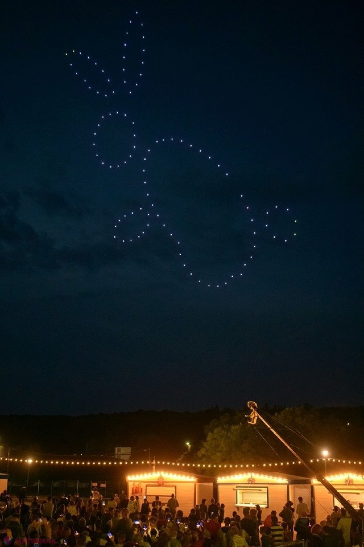 VIDEO, FOTO // Peste 100 de DRONE au făcut un show de excepție la „OrheiLand”