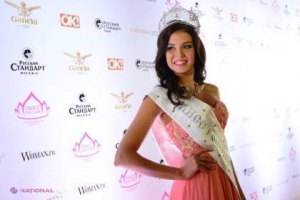 CONCURS // Ea a cucerit titlul „Miss Rusia”. Premiile sunt de invidiat