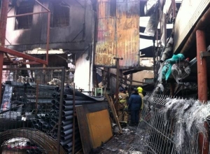  Proprietarul magazinului din Telenești care a ars în toamna anului trecut, în fața magistraților. S-ar face VINOVAT de moartea celor doi POMPIERI