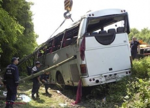 Accident de autocar: 33 de morți