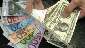 EURO și DOLARUL se IEFTINESC considerabil! Vezi CELE MAI BUNE COTAȚII la bănci
