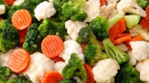 Tu cum le preferi? De ce sunt legumele congelate mai sănătoase decât cele proaspete din magazine