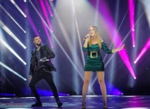 VIDEO // Criticată ACASĂ, piesa care reprezintă România la Eurovision a creat vâlvă în presa internaţională 