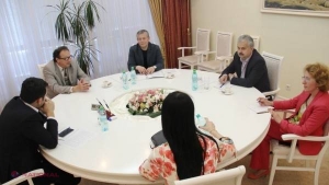 PROMISIUNE: Proiectele Uniunii Scriitorilor din Moldova vor fi susţinute. Maşină nouă pentru USM