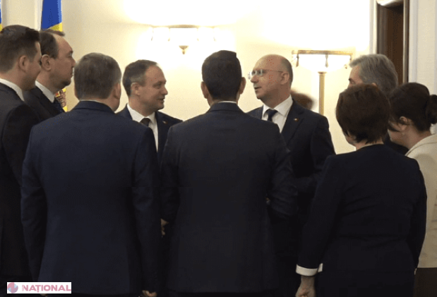FOTO // Președintele interimar Candu are mari așteptări de la Guvernul „împrospătat”: „Să fie un nou început pentru R. Moldova și să scrieți o nouă pagină în ISTORIA republicii”