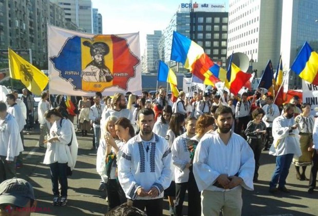 DOC // Încă o localitate din R. Moldova a semnat DECLARAȚIA de UNIRE cu România. Au semnat și PREOȚII