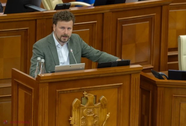 Parlamentul dă undă verde în prima lectură reformei „Restart în educație” pentru administrarea unitară a școlilor din toată țara