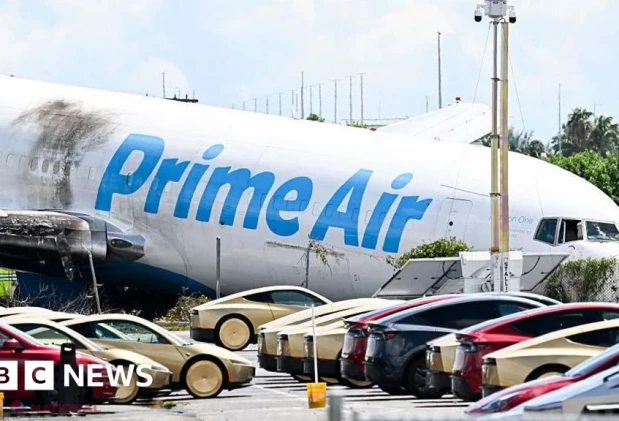 Amazon suspendă colaborarea cu firma cargo al cărei avion s-a prăbușit la Miami, provocând cinci morți