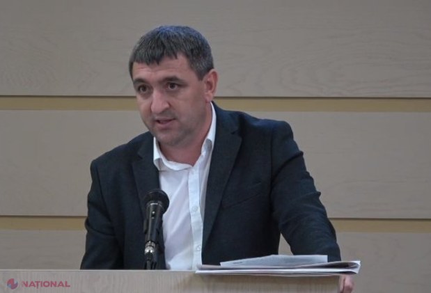 Deputatul Carp îi declară „RĂZBOI” vicepremierului Leancă: „Voi ajuta ca să-și încheie cariera politică după 24 februarie și să ajungă după GRATII”