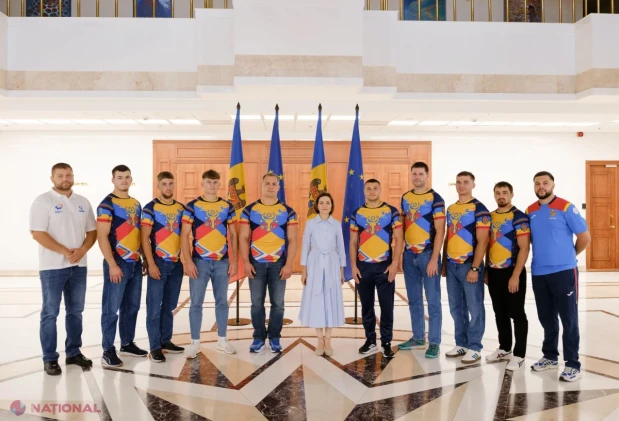 GALERIE FOTO // Ei sunt TRICOLORII care fac o lume întreagă să vorbească despre Moldova! Maia Sandu: „Prin voi, lumea află cât de ambițioasă este Moldova”
