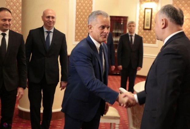 Vești PROASTE pentru Igor Dodon. Plahotniuc NU uită „TRĂDAREA” și îi va aplica o LOVITURĂ FATALĂ șefului statului. „El așteaptă momentul potrivit pentru a folosi tot ce are împotriva lui Dodon”