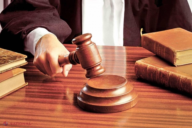 Ex-angajat al CSJ, REȚINUT: 40 de mii de euro pentru a ajuta un DEȚINUT