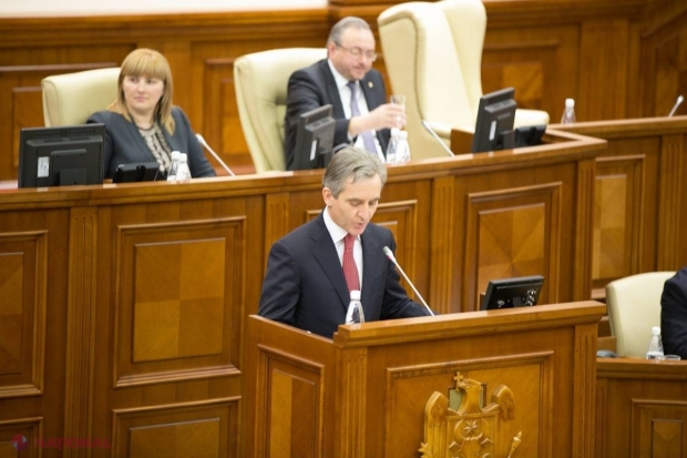 Iurie Leancă a prezentat în Parlament pachetul de legi pentru care Guvernul şi-a asumat astăzi răspunderea