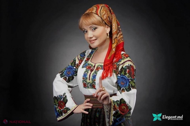 Adriana Ochișanu are acasă o colecție impresionantă de costume populare