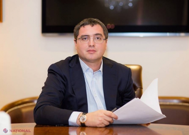 Renato Usatîi REȚINUT la Aeroport: „Am lăsat niște filmulțe, niște acte. Am făcut regulă prin câteva safeuri prin Moscova”
