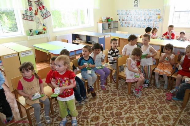 REVOLTĂTOR // Ce au descoperit autoritățile la OUĂLE livrate grădiniței din Briceni de unde 30 de copii au ajuns în spital    