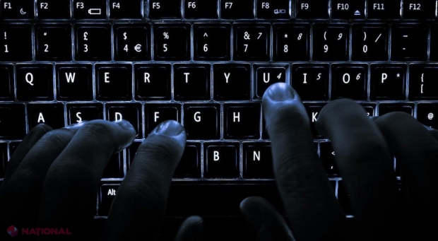 Polițist prins după ce a VÂNDUT documente secrete pe dark web