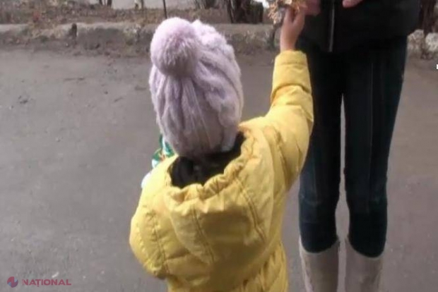 Copilă de trei anişori din Cricova rămasă singură acasă, la un pas de tragedie
