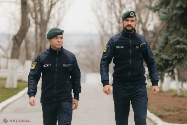 Polițiștii din R. Moldova, dotați cu camere video portabile pentru a preveni traficul de copii și femei printre refugiații din Ucraina