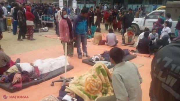 BILANŢ OFICIAL: Peste 2 000 de morţi şi 5 000 de persoane date dispărute  în urma cutremurului din Nepal 