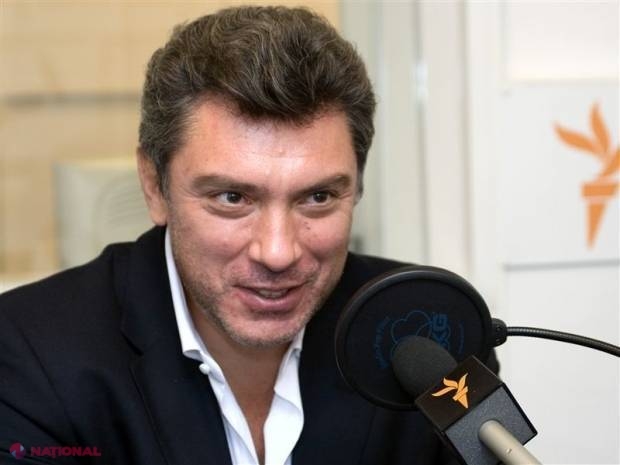 VIDEO // Mii de ruși au ieșit în stradă să-l comemoreze pe Boris Nemțov, cel mai proeminent critic al lui Putin