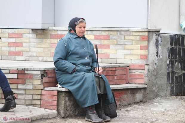 Sute de bătrâni din R. Moldova vor primi mai PUȚINI bani după indexarea pensiilor