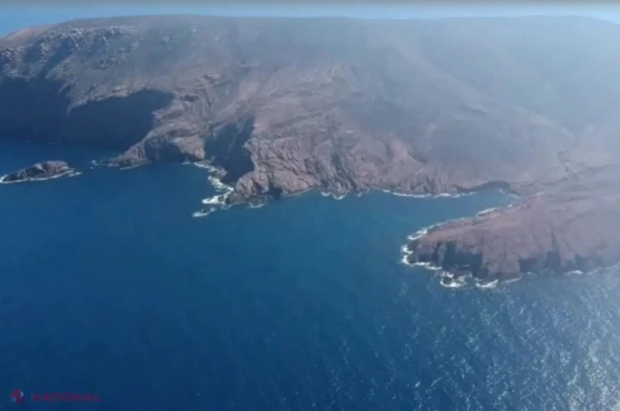 O insulă nelocuită de lângă Mykonos este scoasă la vânzare. Micul Paradis are peșteri cu ape turcoaz. Cât costă „micul Rai”