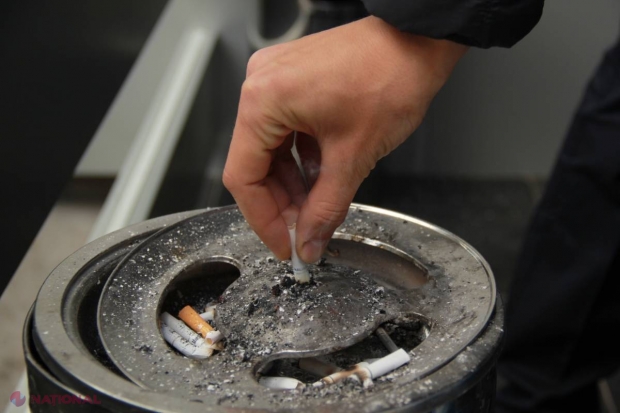 EȘEC? Fumatul, interzis prin LEGE în locurile publice. Agenții economici din R. Moldova NU sunt pregătiți