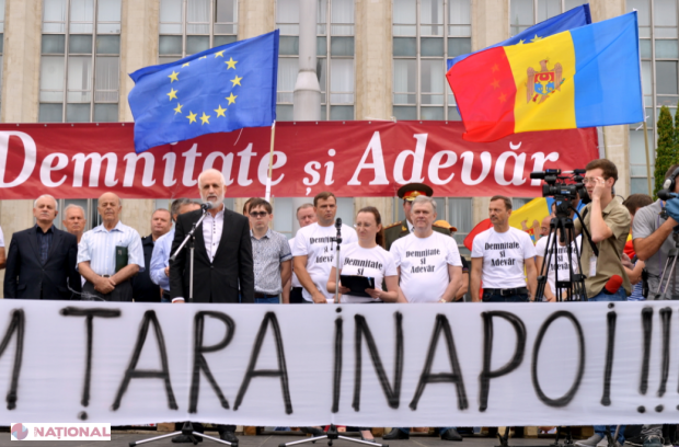 Platforma „DA”, despre „punerea jafului miliardului pe spatele poporului Moldovei”: „Cerem demiterea Guvernului și alegeri parlamentare anticipate”
