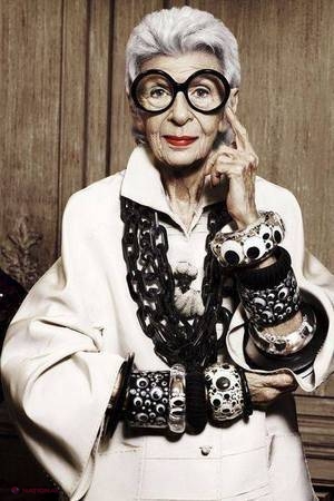 FOTO, VIDEO // Senzaţia Săptămânii Modei de la Paris: Excentrica fashionistă de 94 de ani, Iris Apfel