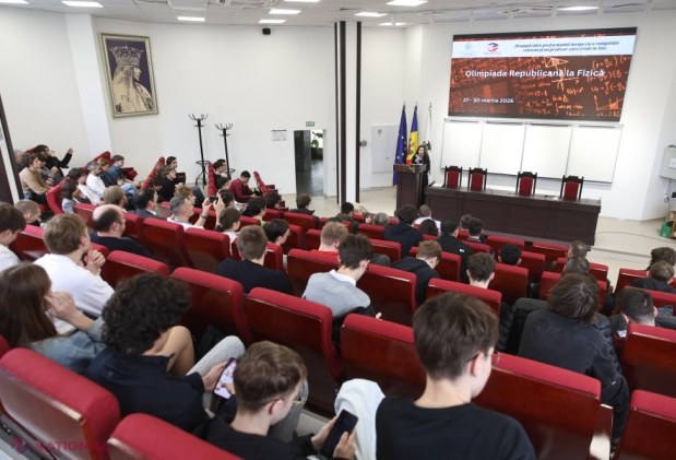 40 de elevi din toată țara, premiați la Olimpiada Republicană de Fizică de la USM