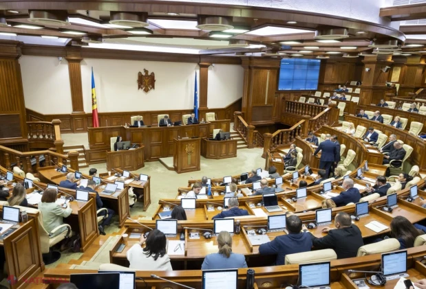 Cinci grade de calificare și sporuri de până la 2 000 de lei pentru angajații din asistența socială