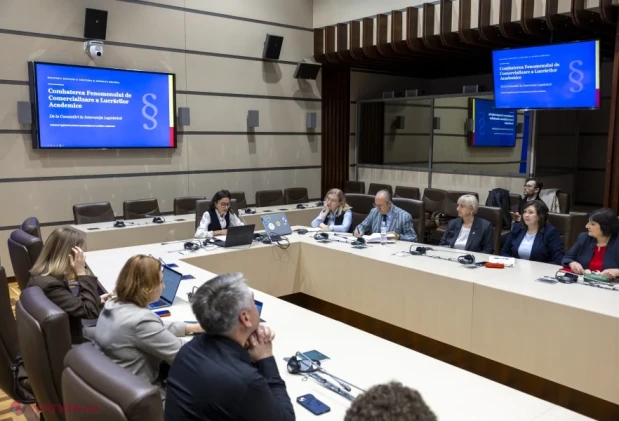 MEC propune amenzi de până la 125.000 de lei și până la trei ani de închisoare pentru vânzarea tezelor