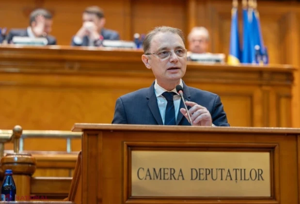 Parlamentul României a învestit Guvernul proeuropean condus de Luca Niculescu, după luni de criză politică