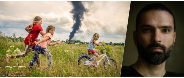 Fotografia anului în Germania înfățișează copii din vestul Ucrainei și pe fundal - un nor de fum negru​