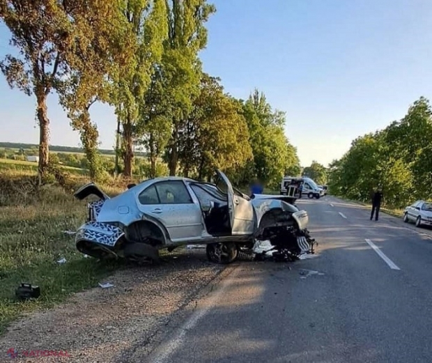 O altă tragedie pe drumurile din R. Moldova: O tânără de 21 de ani a decedat, iar șoferul a ajuns în stare gravă la spital, după ce „Honda” în care se aflau s-a răsturnat la Edineț