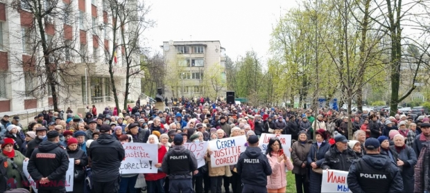 Un nou miting la Curtea de Apel Chișinău: „Ilan Șor este nevinovat, dar este gata să contribuie la recuperarea banilor din frauda bancară”