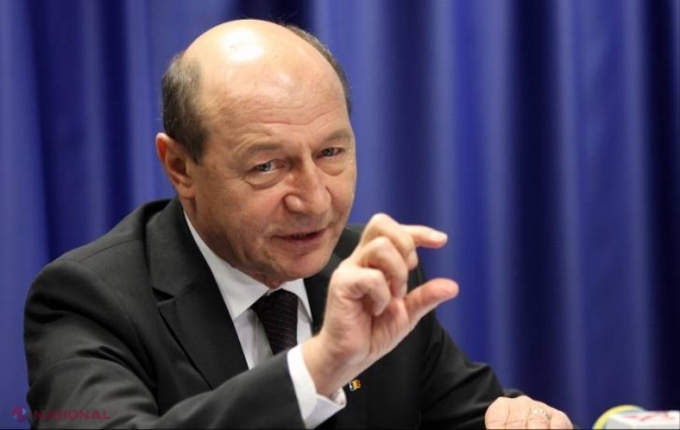 Ce RĂSPUNS îi dă Băsescu lui Dodon, după ce ultimul l-a AMENINȚAT repetat că-i va retrage cetățenia R. Moldova