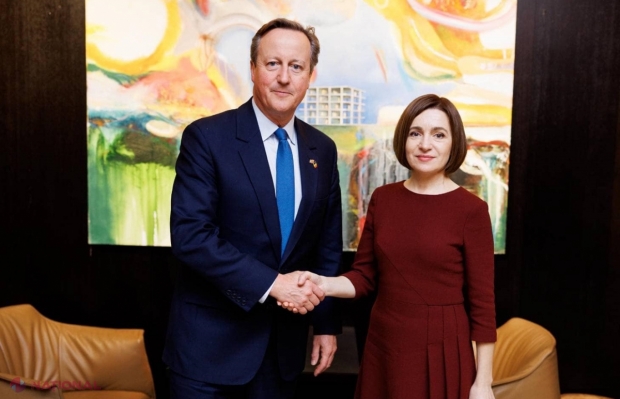 David Cameron, în PREMIERĂ la Chișinău: „R. Moldova face față agresiunii hibride din partea Rusiei, iar noi susținem cu tărie eforturile Chișinăului de a promova libertățile democratice, independența economică și energetică”