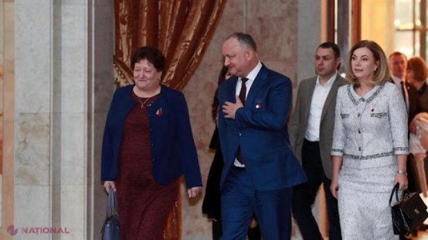 DOC // Președintele Dodon, acuzat că își folosește MAMA în acapararea averii: „Se pare că Dodon și-a băgat în SCHEME întreaga familie, chiar și propria mamă”