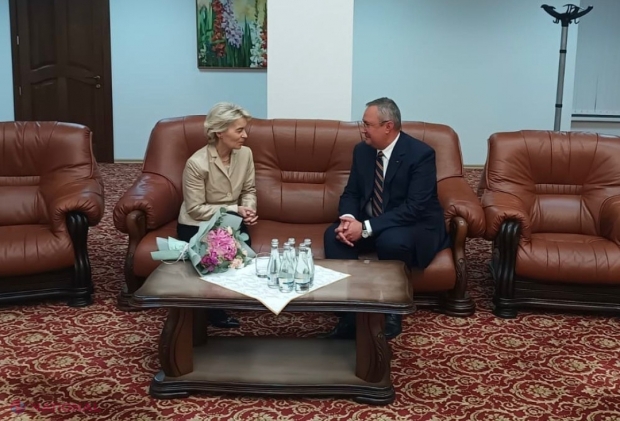 Ursula von der Leyen, întrevedere cu Nicolae Ciucă la Aeroportul Internațional Chișinău: ,,Am reușit să atingem subiecte esențiale pentru România și regiune, precum sprijinul Moldovei pe drumul european și cooperarea în securitatea energetică”