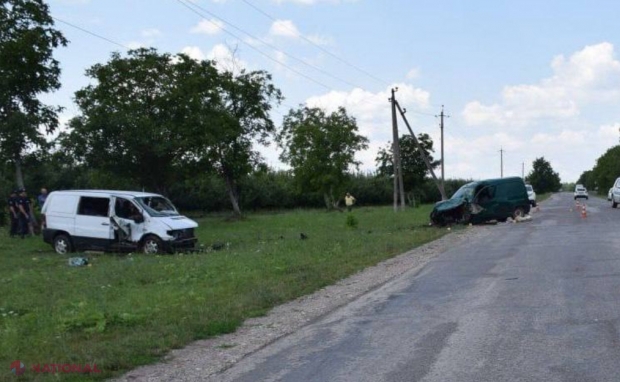 FOTO // Accident rutier cu final tragic la Briceni, după ce două automobile s-au tamponat frontal