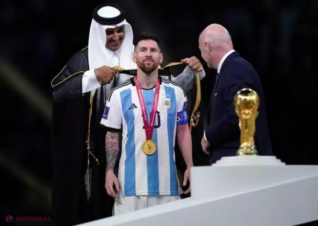 FOTO // Ce este Bisht, pelerina neagră purtată de Messi la ridicarea trofeului Cupei Mondiale. Cât va mai juca Lionel pentru NAȚIONALA Argentinei