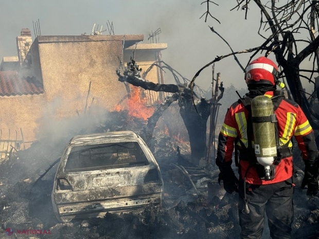 FOTO // Pompierii din R. Moldova au salvat din flăcări trei persoane, 10 case și cinci mașini, în Grecia