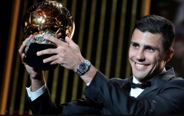 VIDEO // Rodri, noul Balonul de Aur, a venit în cârje la gala de la Paris. Real Madrid a boicotat evenimentul pentru că  Vinicius nu a fost declarat câștigătorul trofeului