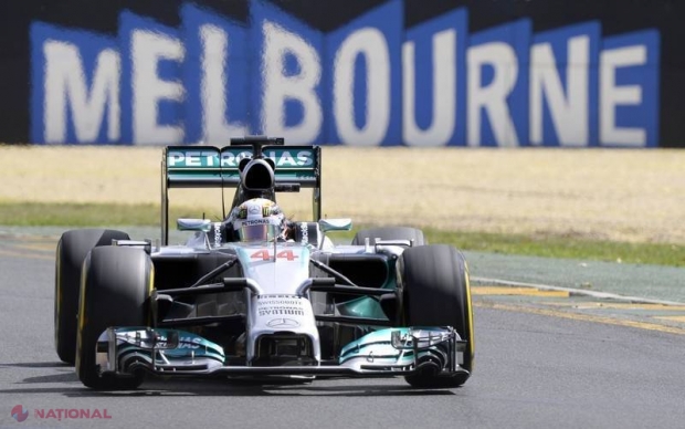 Hamilton în pole position, Vettel - locul 13 la Marele Premiu al Australiei